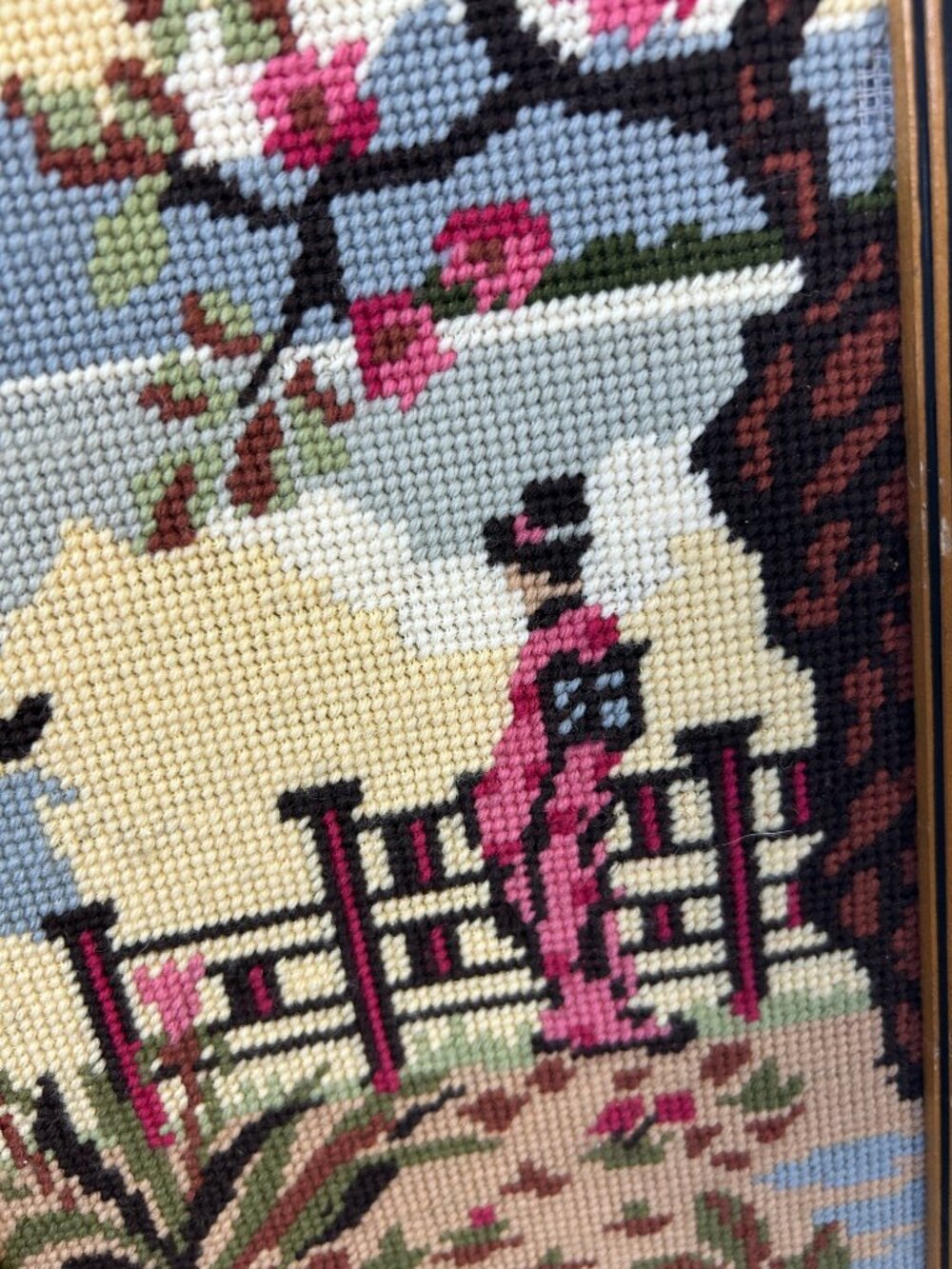 Vintage Needlepoint Geisha Bamboo Style Frames lot of 2 (flaws) - Picture 3 of 7